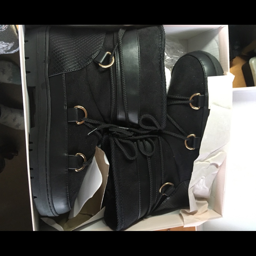 JustFab boots 9